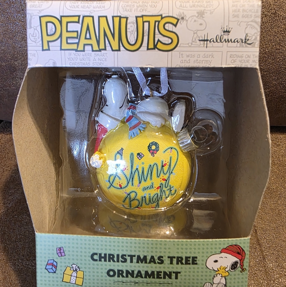 Hallmark 2022 Peanuts Snoopy Shiny and Bright Christmas Holiday Ornament New.